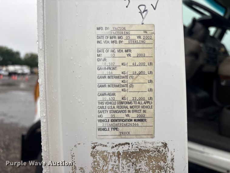 image for item EG9112 2002 Sterling L7500 sewer jetter truck