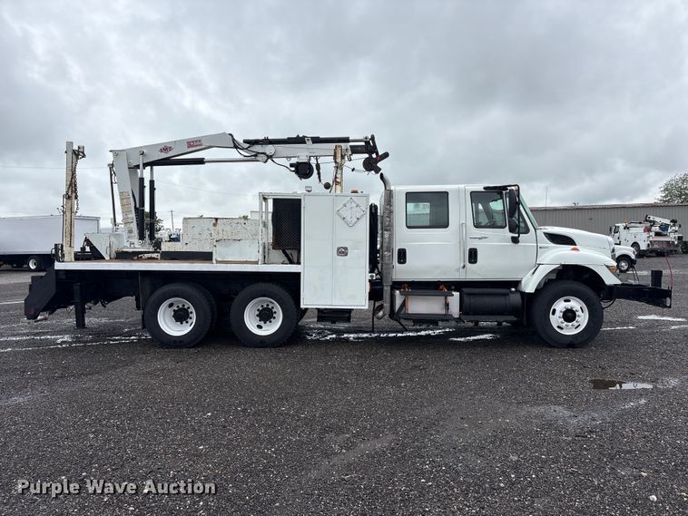 image for item EG9115 2010 International WorkStar 7400 Crew Cab crane truck