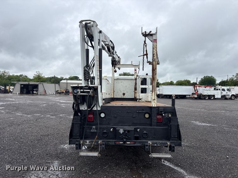 image for item EG9115 2010 International WorkStar 7400 Crew Cab crane truck