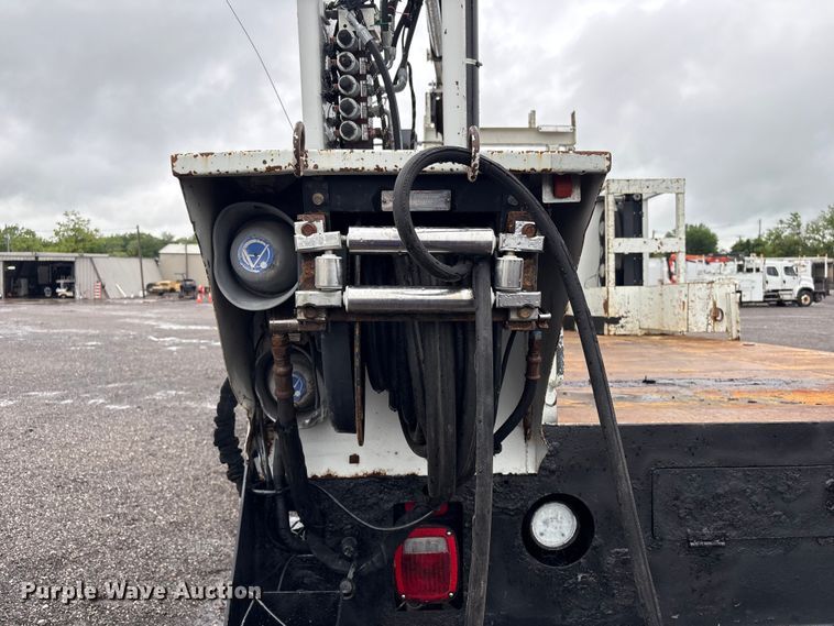 image for item EG9115 2010 International WorkStar 7400 Crew Cab crane truck