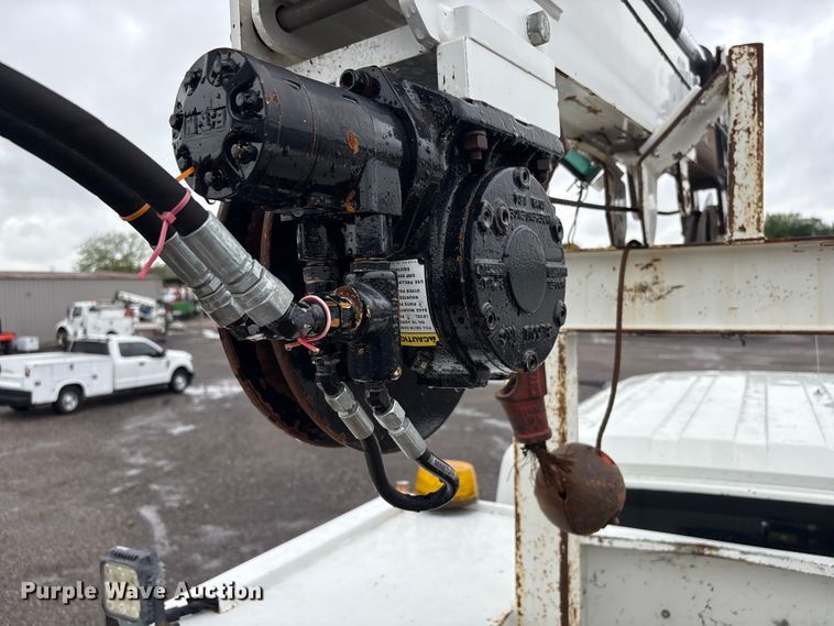 image for item EG9115 2010 International WorkStar 7400 Crew Cab crane truck