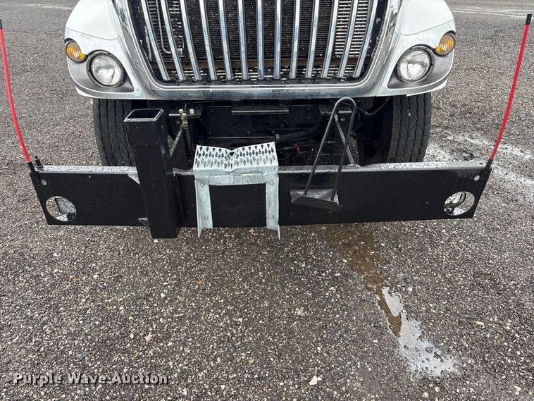 image for item EG9115 2010 International WorkStar 7400 Crew Cab crane truck