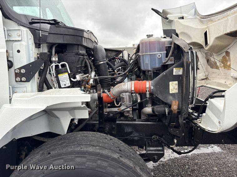 image for item EG9115 2010 International WorkStar 7400 Crew Cab crane truck