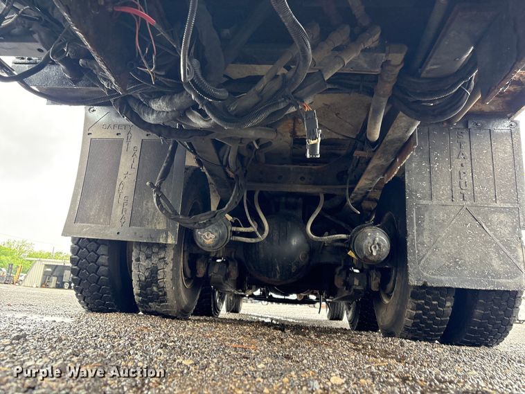 image for item EG9115 2010 International WorkStar 7400 Crew Cab crane truck