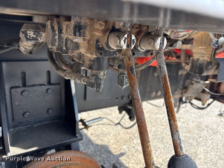 image for item EG9120 2010 Freightliner Business Class M2 grapple truck