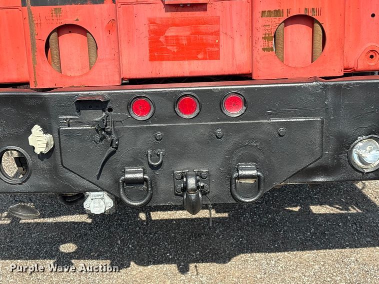 image for item EG9120 2010 Freightliner Business Class M2 grapple truck