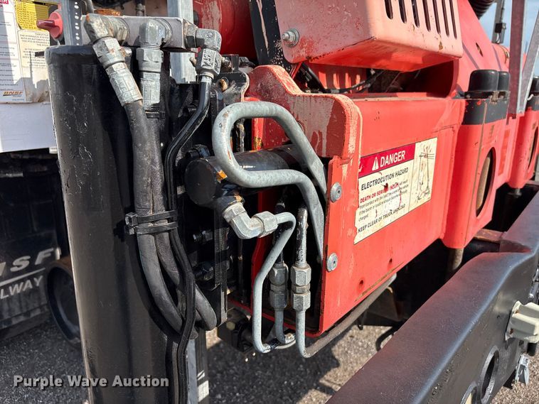 image for item EG9120 2010 Freightliner Business Class M2 grapple truck