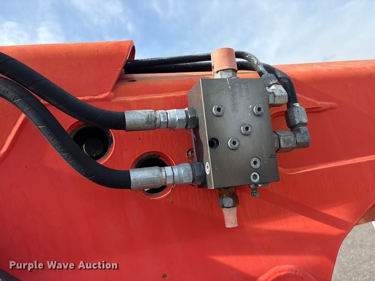 image for item EG9120 2010 Freightliner Business Class M2 grapple truck