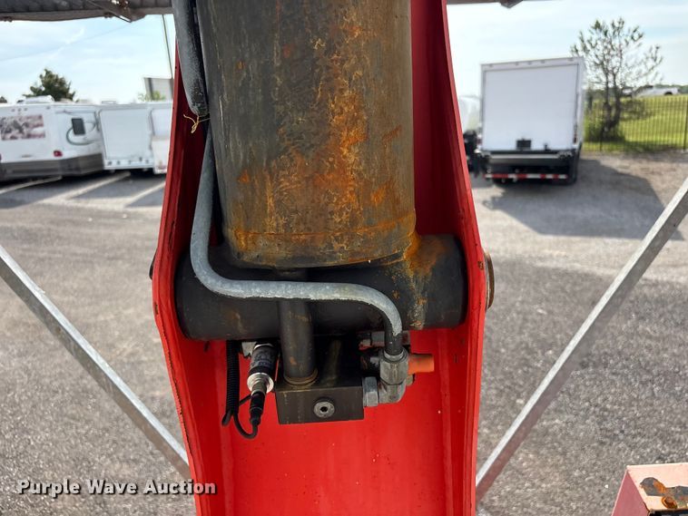 image for item EG9120 2010 Freightliner Business Class M2 grapple truck