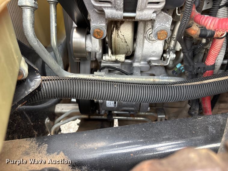 image for item EG9120 2010 Freightliner Business Class M2 grapple truck
