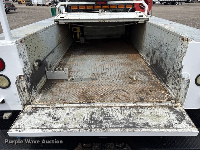 image for item EG9123 2013 Chevrolet Silverado 3500HD Ext. Cab utility bed pickup truck