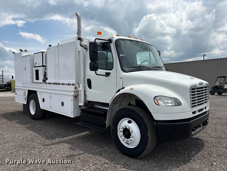 image for item EG9124 2013 Freightliner Business Class M2 fuel / lube truck