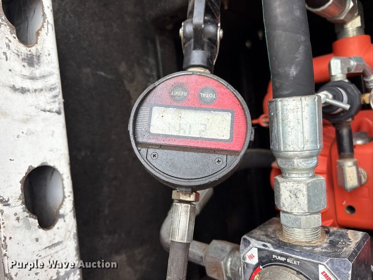 image for item EG9124 2013 Freightliner Business Class M2 fuel / lube truck