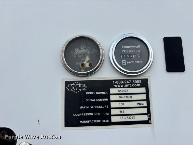 image for item EG9124 2013 Freightliner Business Class M2 fuel / lube truck