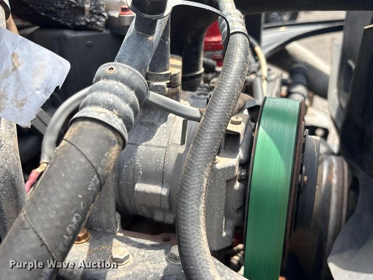 image for item EG9124 2013 Freightliner Business Class M2 fuel / lube truck