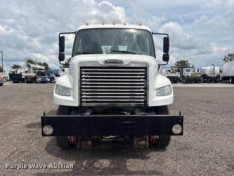image for item EG9125 2013 Freightliner Business Class M2 Ext. Cab utility / service truck