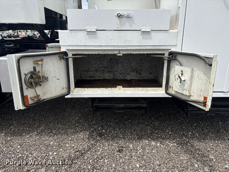 image for item EG9125 2013 Freightliner Business Class M2 Ext. Cab utility / service truck