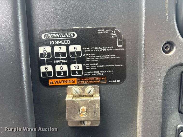 image for item EG9125 2013 Freightliner Business Class M2 Ext. Cab utility / service truck