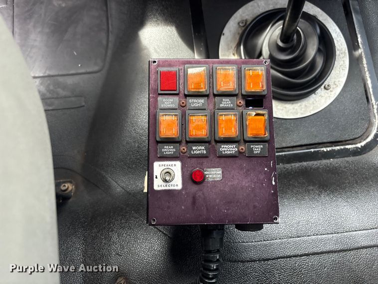 image for item EG9125 2013 Freightliner Business Class M2 Ext. Cab utility / service truck