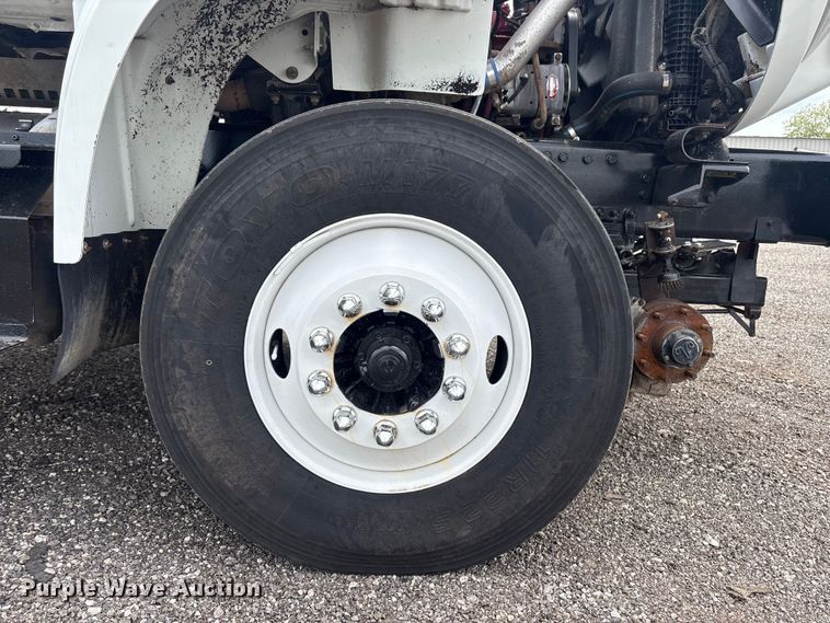image for item EG9125 2013 Freightliner Business Class M2 Ext. Cab utility / service truck