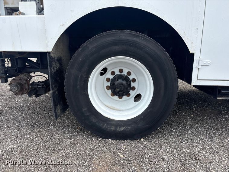 image for item EG9125 2013 Freightliner Business Class M2 Ext. Cab utility / service truck