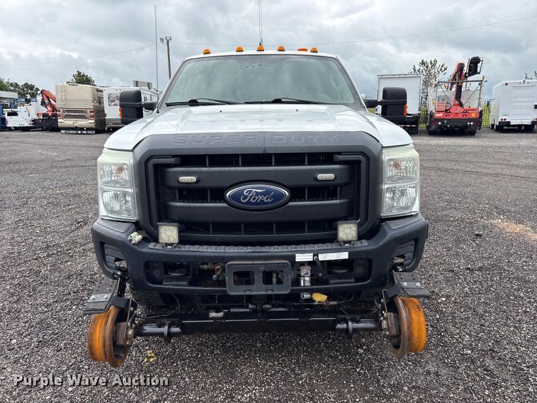 image for item EG9131 2016 Ford F250 Super Duty Ext. Cab utility bed pickup truck