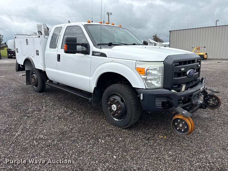 image for item EG9131 2016 Ford F250 Super Duty Ext. Cab utility bed pickup truck