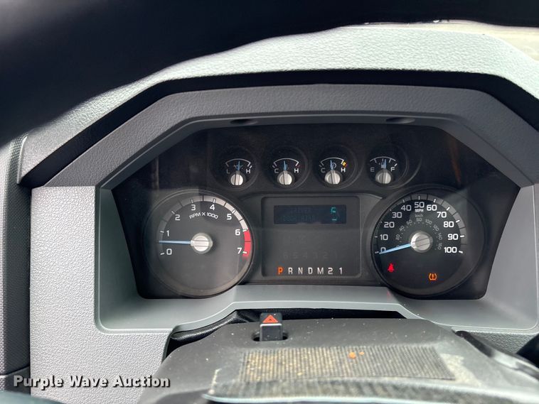 image for item EG9131 2016 Ford F250 Super Duty Ext. Cab utility bed pickup truck