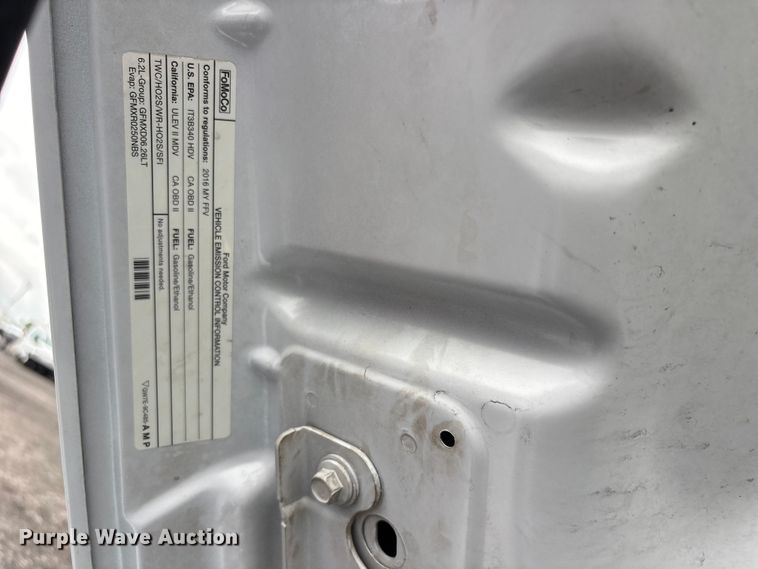 image for item EG9131 2016 Ford F250 Super Duty Ext. Cab utility bed pickup truck