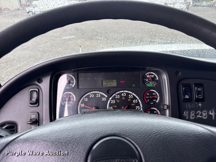 image for item EG9132 2014 Freightliner 108SD Crew Cab utility / service truck