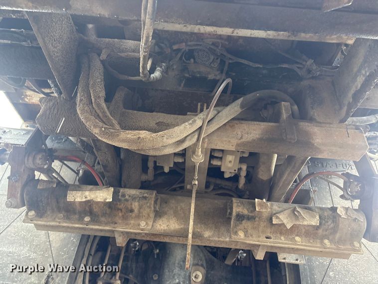 image for item EG9132 2014 Freightliner 108SD Crew Cab utility / service truck