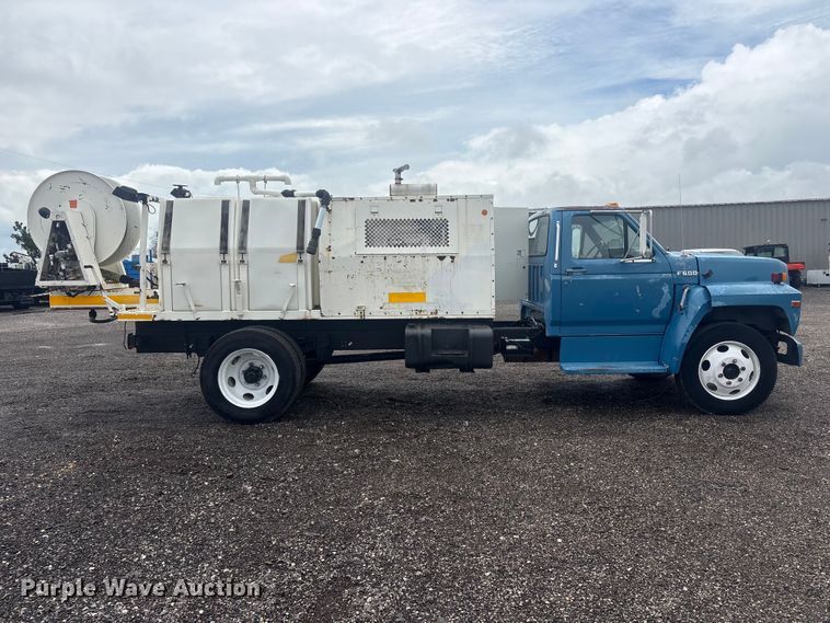 image for item EG9133 1992 Ford F600 sewer jetter truck