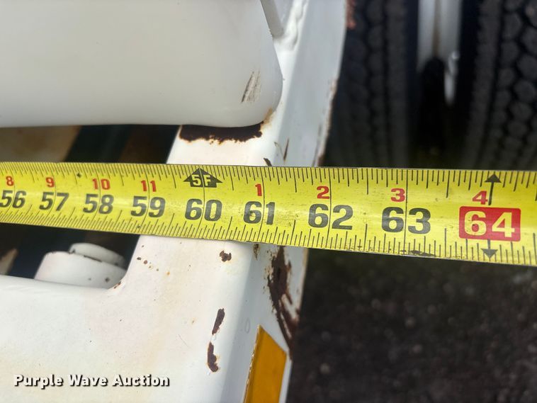 image for item EG9133 1992 Ford F600 sewer jetter truck