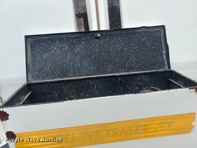image for item EG9133 1992 Ford F600 sewer jetter truck