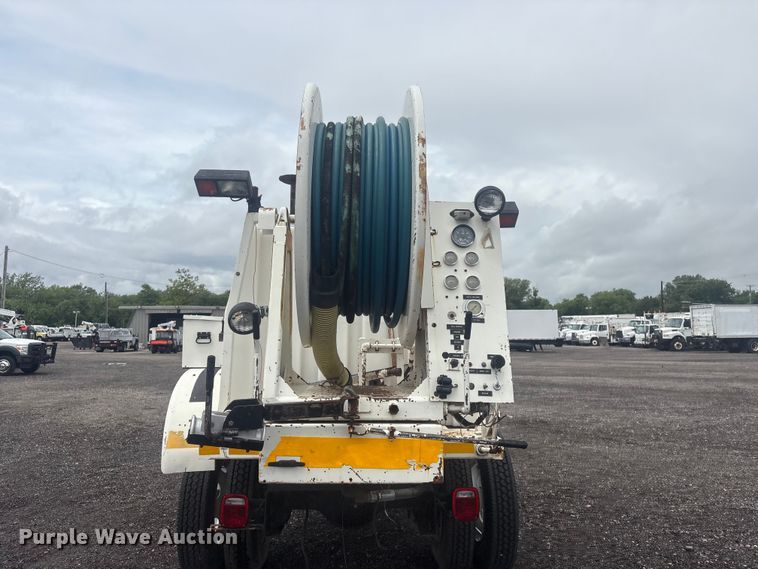 image for item EG9133 1992 Ford F600 sewer jetter truck