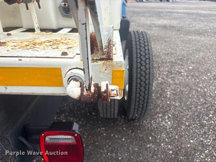 image for item EG9133 1992 Ford F600 sewer jetter truck