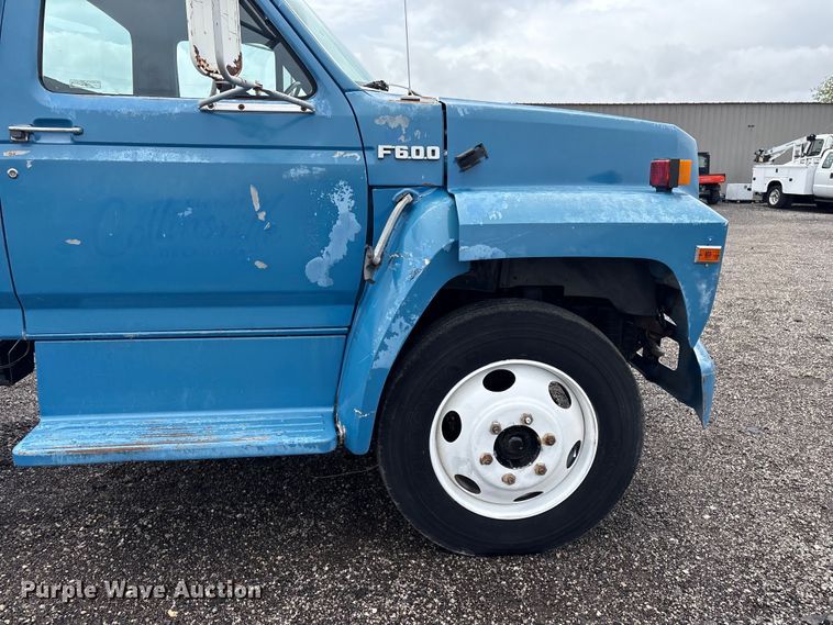 image for item EG9133 1992 Ford F600 sewer jetter truck