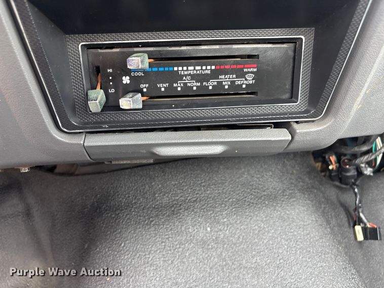image for item EG9133 1992 Ford F600 sewer jetter truck