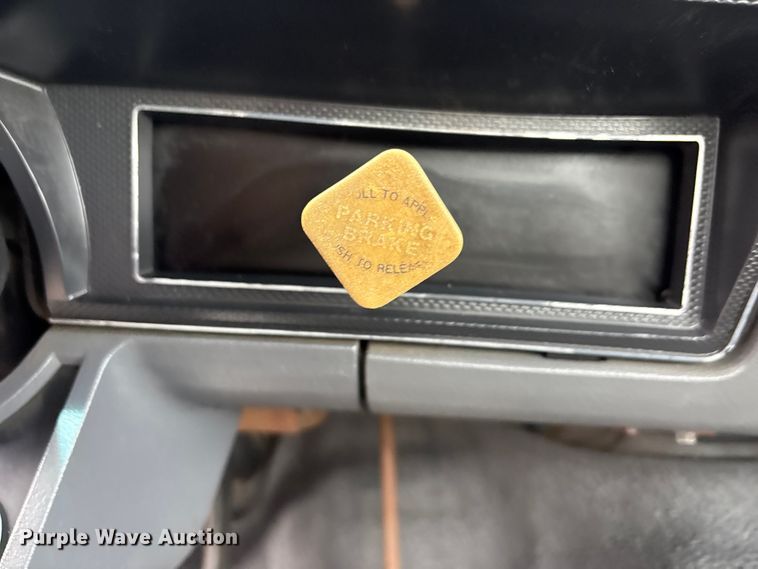 image for item EG9133 1992 Ford F600 sewer jetter truck