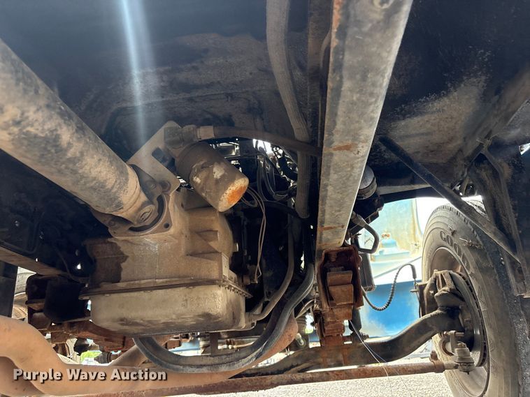 image for item EG9133 1992 Ford F600 sewer jetter truck