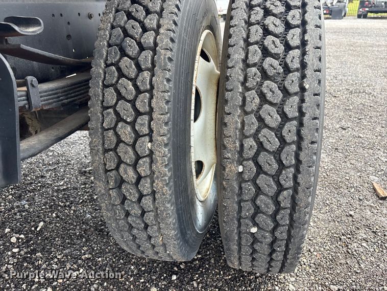 image for item EG9133 1992 Ford F600 sewer jetter truck