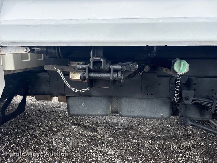image for item EG9135 2004 Chevrolet C4500 dump truck