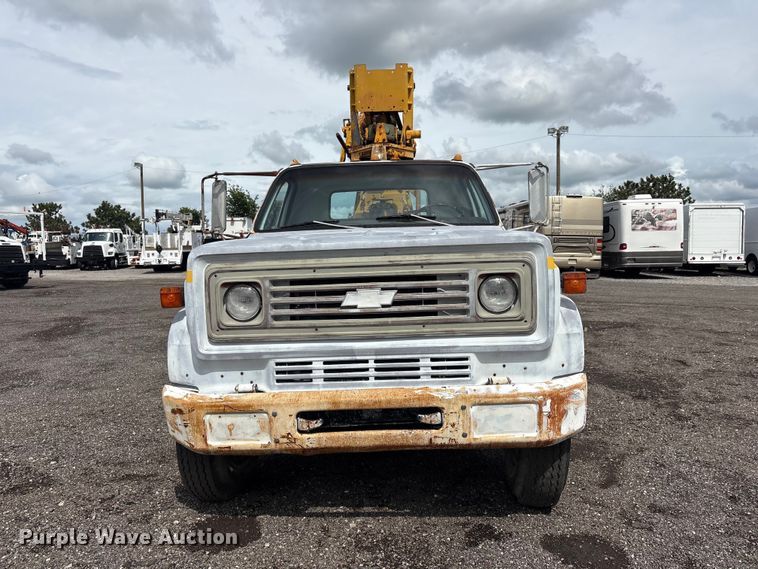 image for item EG9138 1986 Chevrolet C7 digger derrick truck