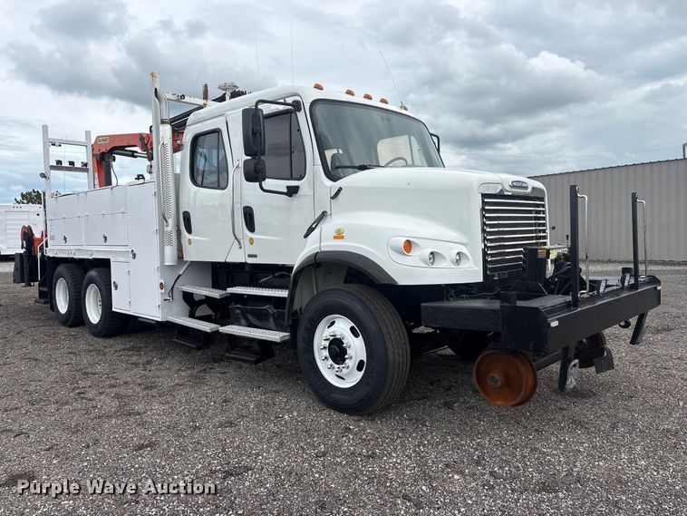 image for item EG9139 2012 Freightliner Business Class M2 crane truck