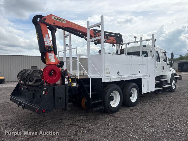 image for item EG9139 2012 Freightliner Business Class M2 crane truck