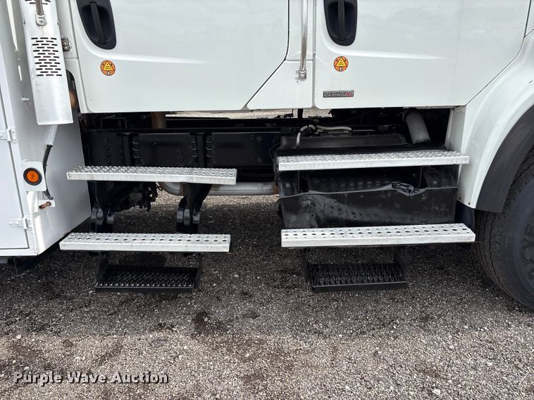 image for item EG9139 2012 Freightliner Business Class M2 crane truck