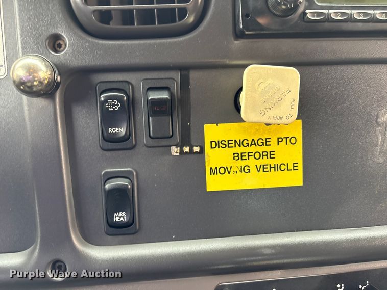 image for item EG9139 2012 Freightliner Business Class M2 crane truck