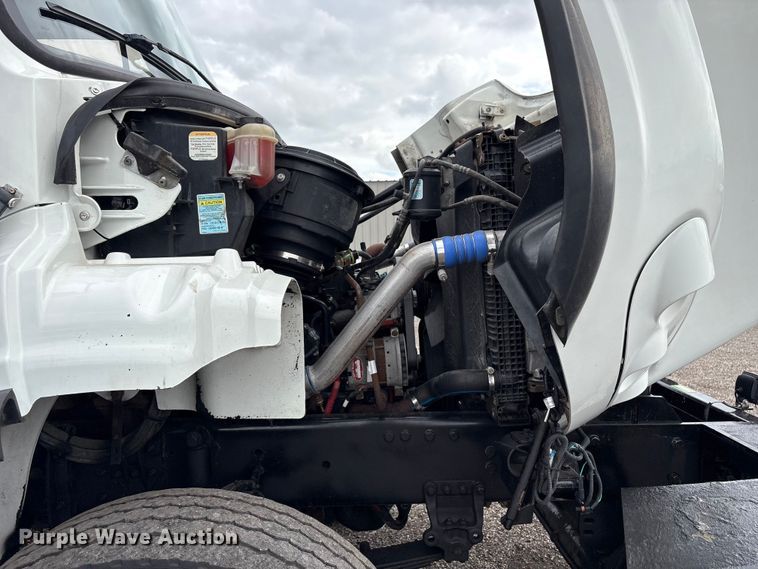 image for item EG9139 2012 Freightliner Business Class M2 crane truck