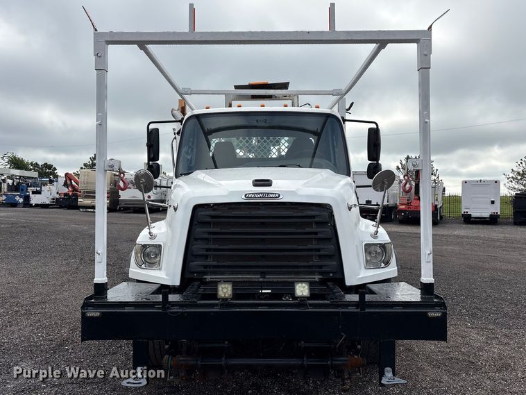 image for item EG9141 2016 Freightliner 114SD grapple truck