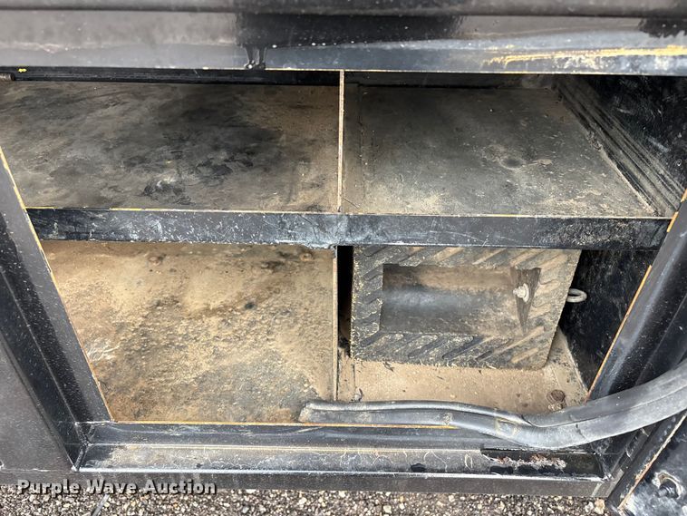 image for item EG9141 2016 Freightliner 114SD grapple truck